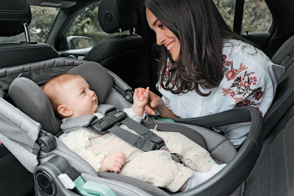 Peg Perego seat with baby and mom